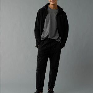 Men's AE 24/7 hangout joggers